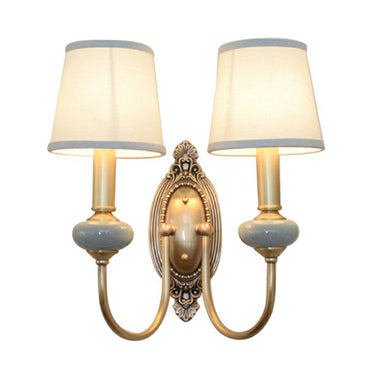 Wandleuchte Clémence Brass Swoop Arm