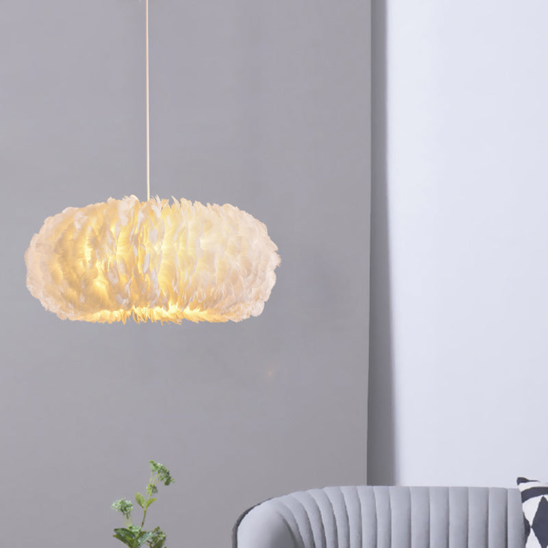 Sophie Feather Donut Pendelleuchte Weiß Modern Kronleuchter