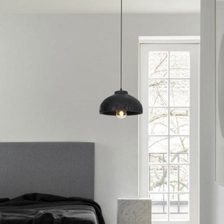 Sophie Blackwood Harz Holzmaserung Pendelleuchte