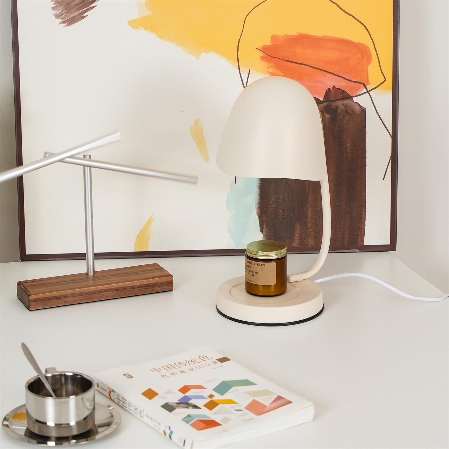 Chloé Eierschalenfarbene Kerzenwärmerlampe mit verstellbarem Hals