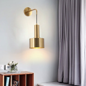 Camille Gold Verstellbare Wandleuchte mit modernem Finish
