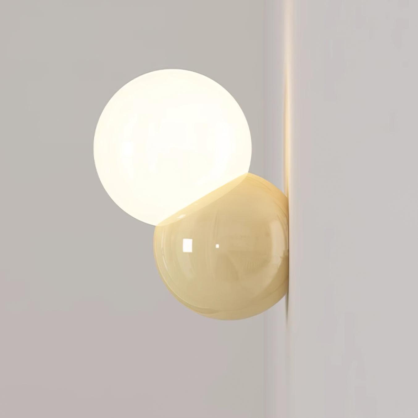 Lucien Orb Wandleuchte