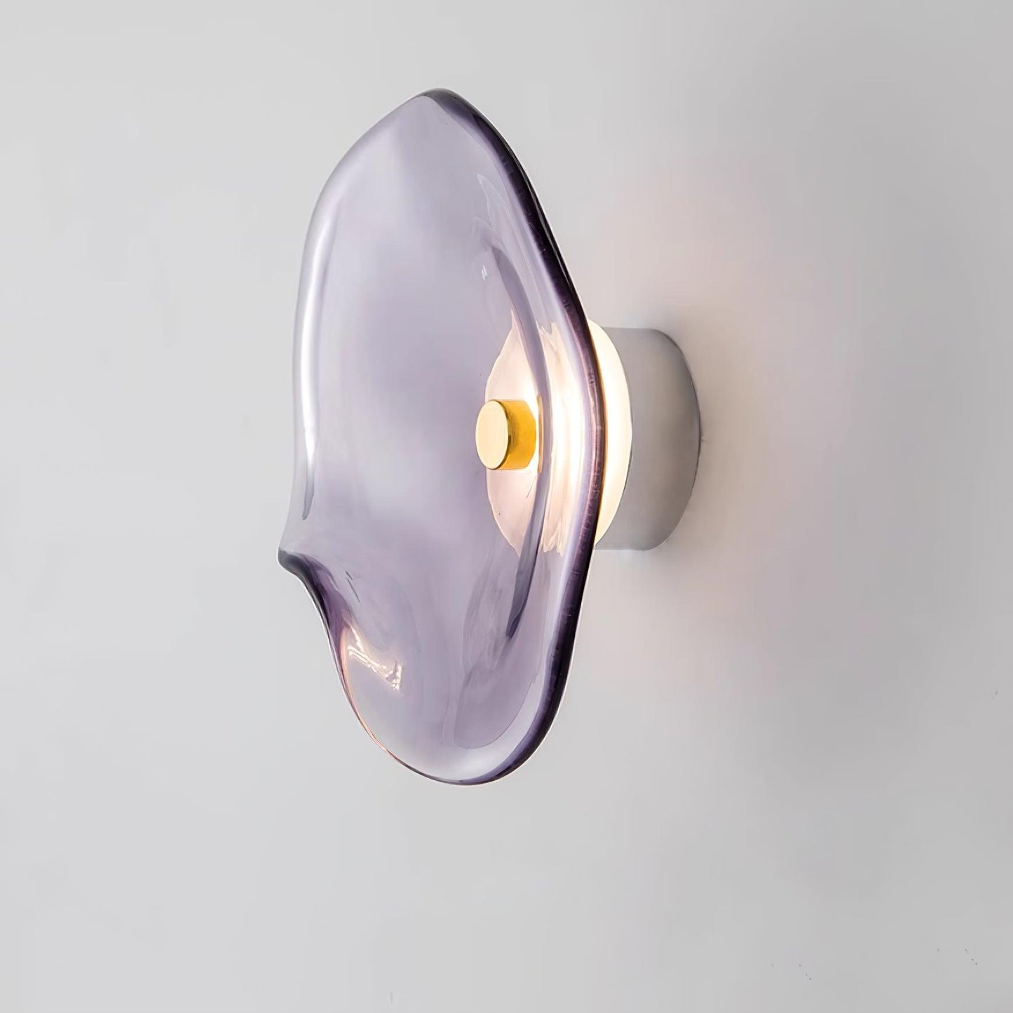 Amélie Runde Nebel-Wandleuchte aus Glas und Metall mit LED-Beleuchtung