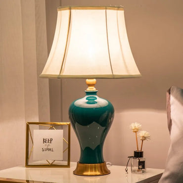 Adeline Retro Keramik-Stofftischlampe
