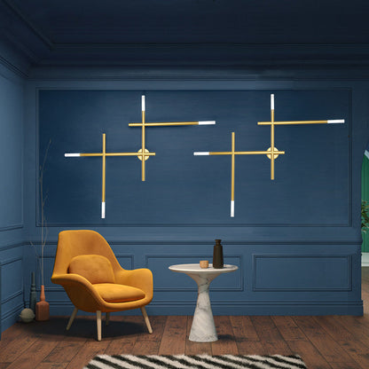 Camille Crossed Lines Wandleuchte mit Schwarz/Gold-Finish und 4 LEDs