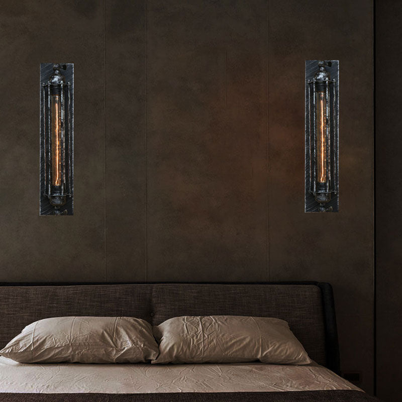 Luca Linear Wandleuchte mit Drahtgestell