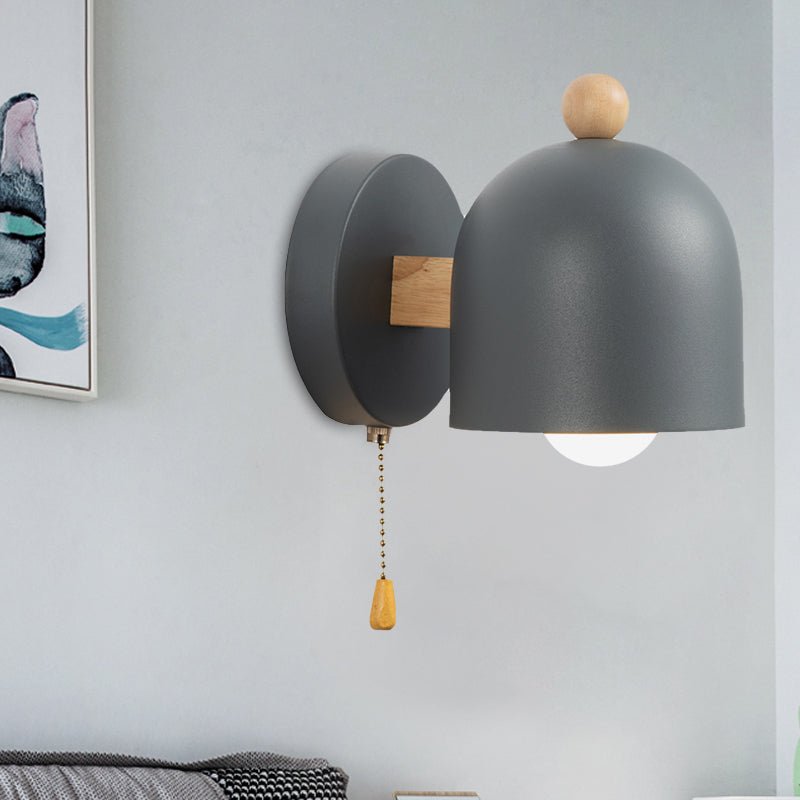 Clara Nordic Dome Wandleuchte mit Zugschalter Grau Holz