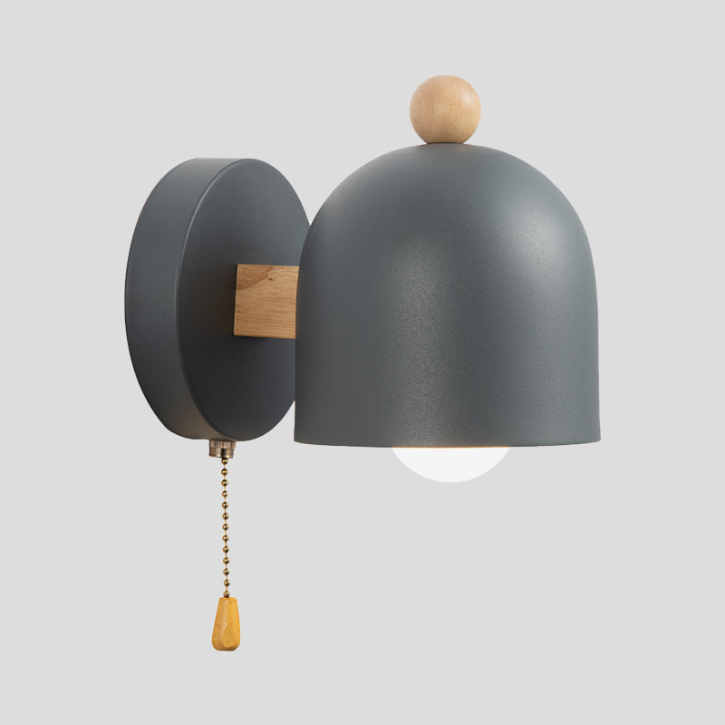 Clara Nordic Dome Wandleuchte mit Zugschalter Grau Holz