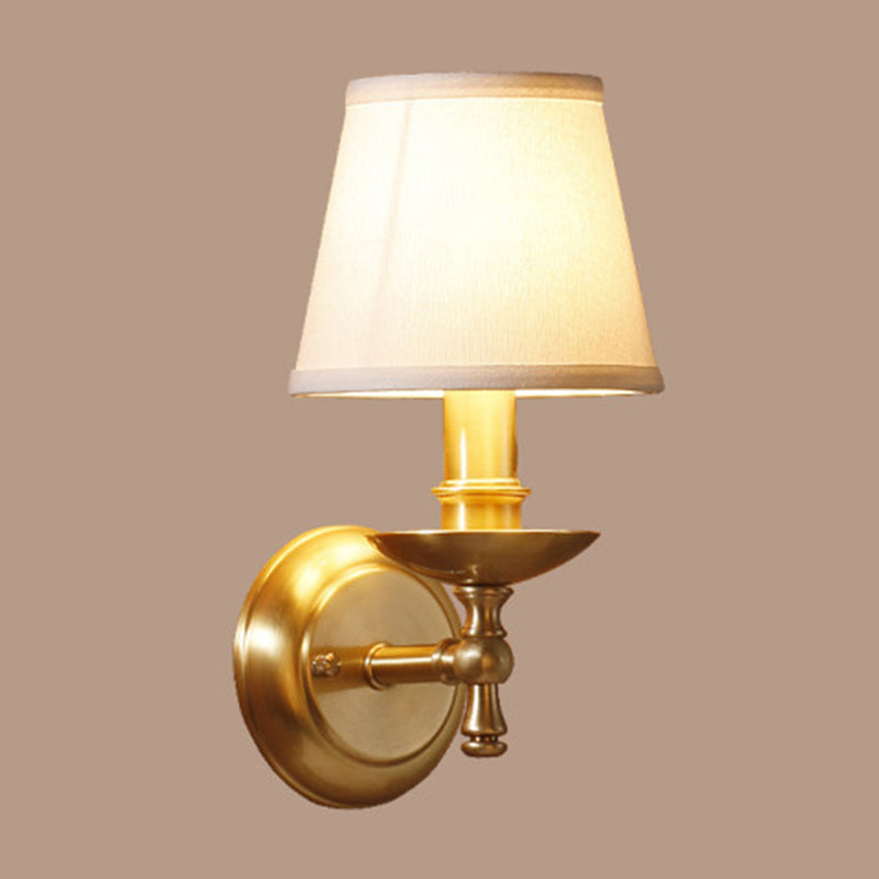 Amélie Wandleuchte konisch, Stoff, Gold, traditionell
