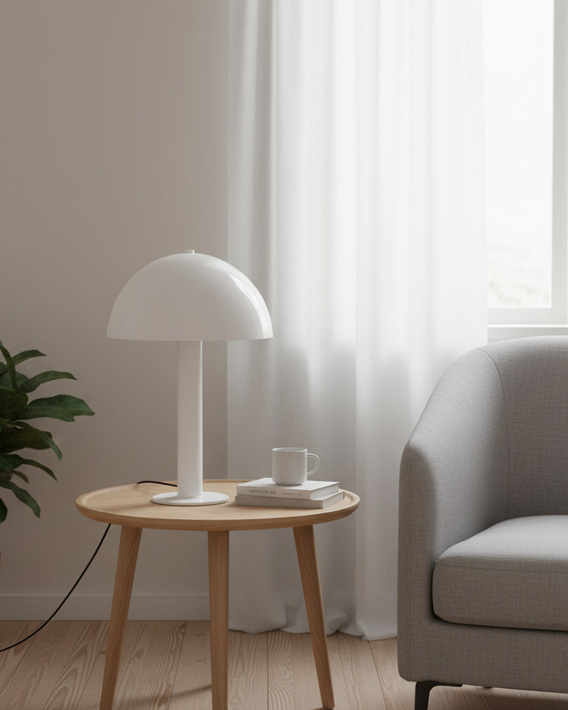 Céleste Pilztischleuchte mit skulpturalem Metalldesign