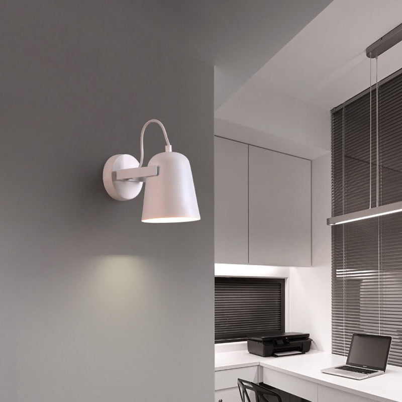 Sophie Nordic Bell drehbare Wandleuchte Metallschirm