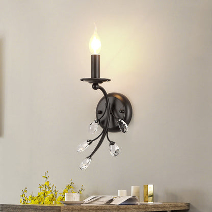 Wandkerzenhalter mit einer Glühbirne, Wandleuchte aus schwarzem Metall im Landhausstil mit Kristallzweig