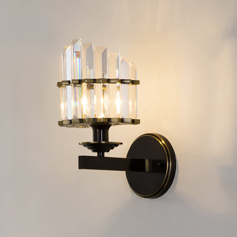 Aurélie Traditionelle, schattierte Wandleuchte in Gold mit Stoff und Glas