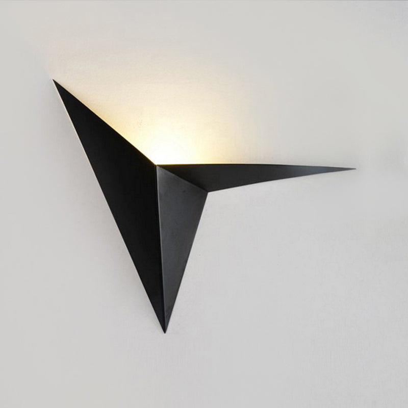 Adélie Polygon LED Wall Sconce Black/White Modern