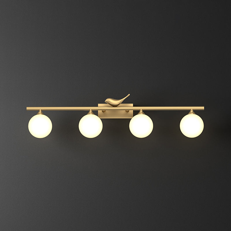 Clémence Ball Badezimmer-Wandleuchte mit Opalglas und Vogeldekor