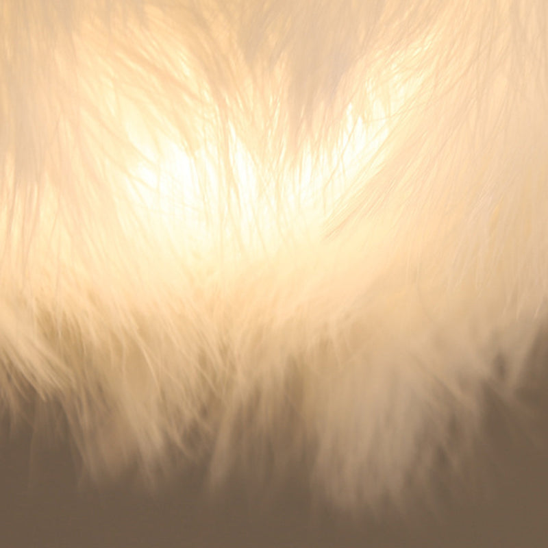 Léonie Fluffy Feather-Kugelleuchter