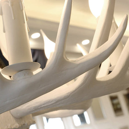 Isabelle White Deer Antler Rustikaler Kandelaber-Kronleuchter