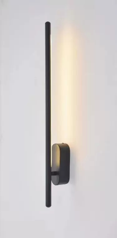 Wandleuchte Camille aus Metall, Schwarz und Messing
