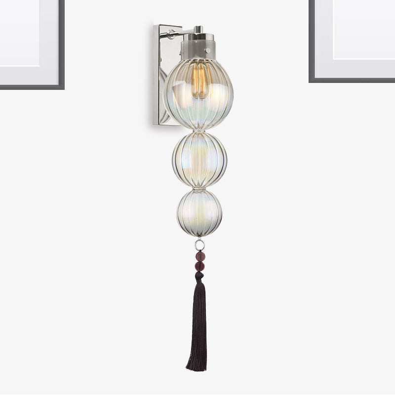 Vivienne Kugelwandleuchte mit Glasschirm und Quastenknoten