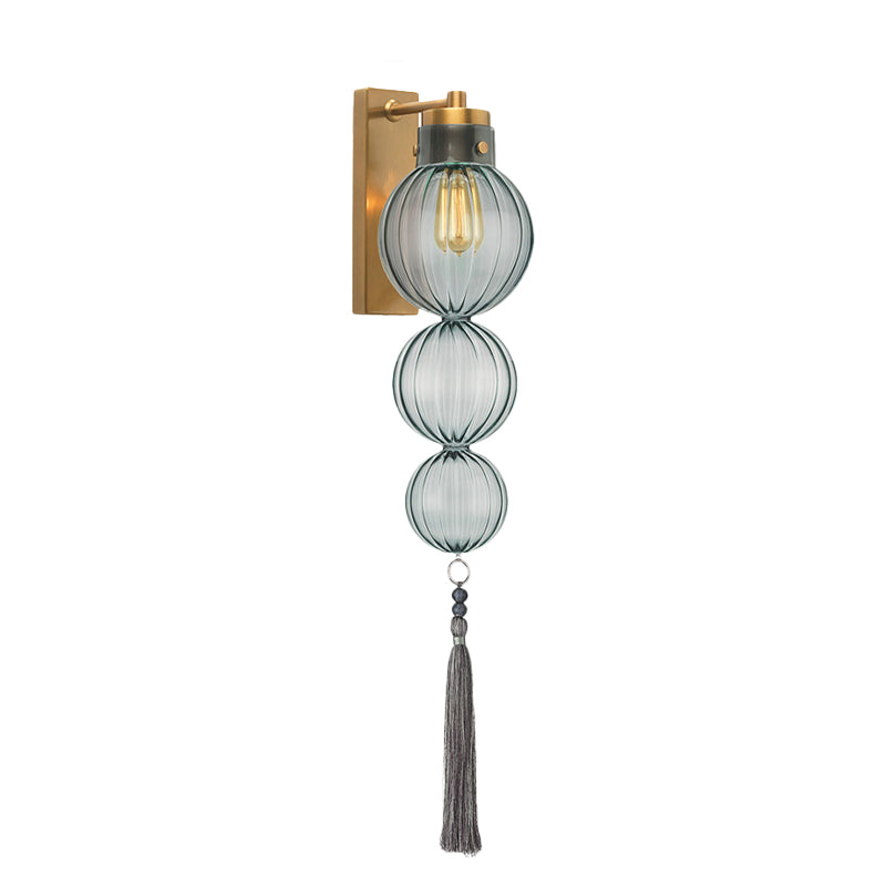 Vivienne Kugelwandleuchte mit Glasschirm und Quastenknoten