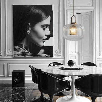 Amélie St Pauls gerillte Glas-Pendelleuchte