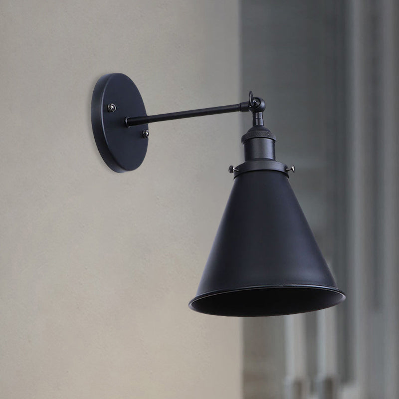 Rowan Farmhouse Outdoor Wall Sconce