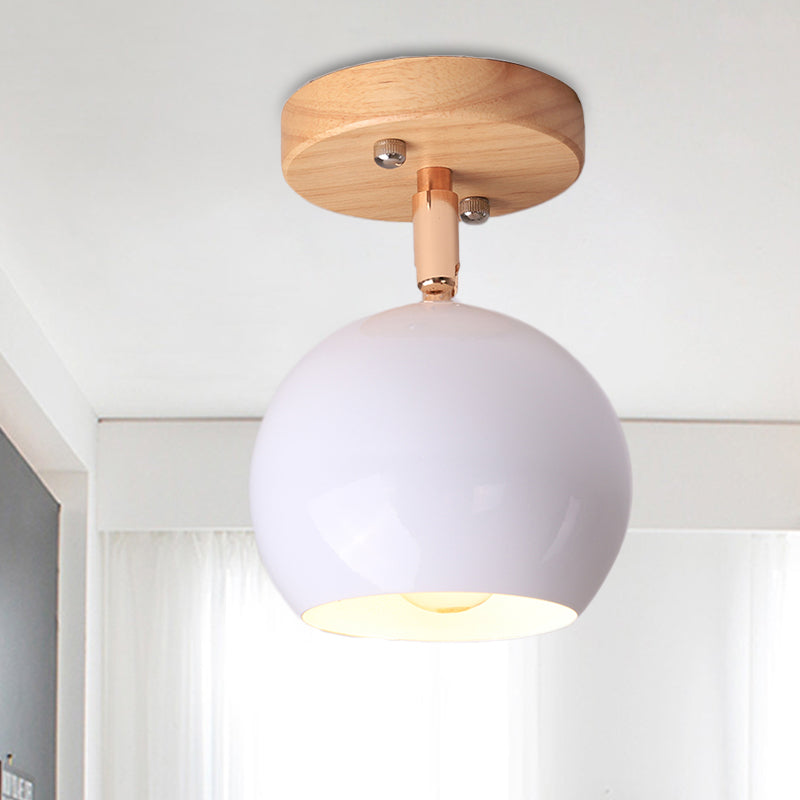 Léa Modern Ball Deckenleuchte halbbündig mit Holzbaldachin