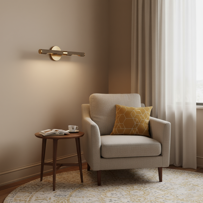 Émile Anvers Picture Wall Lamp with Brass Finish