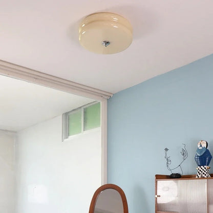 Astrid Moderne Wandleuchte aus satiniertem Kunstglas