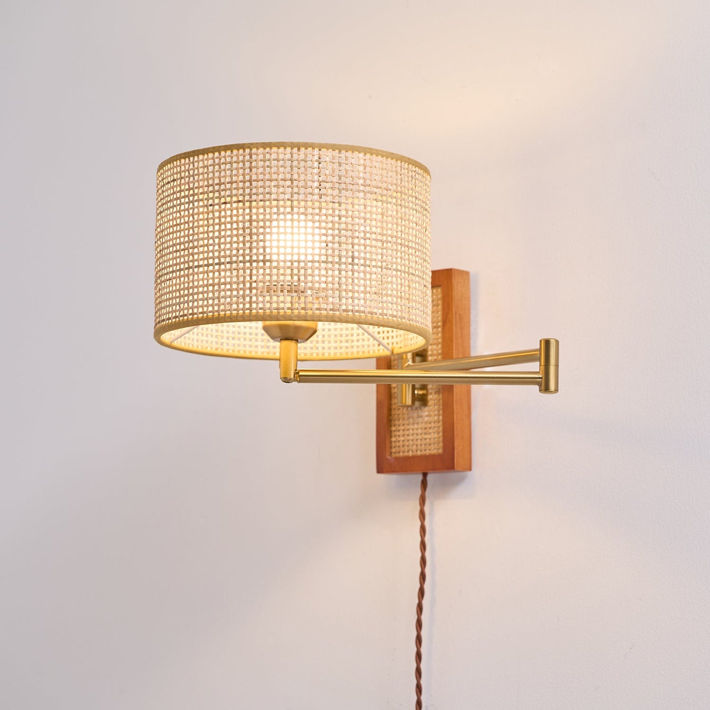 Éloise Bramley Wandlampe mit Schwenkarm