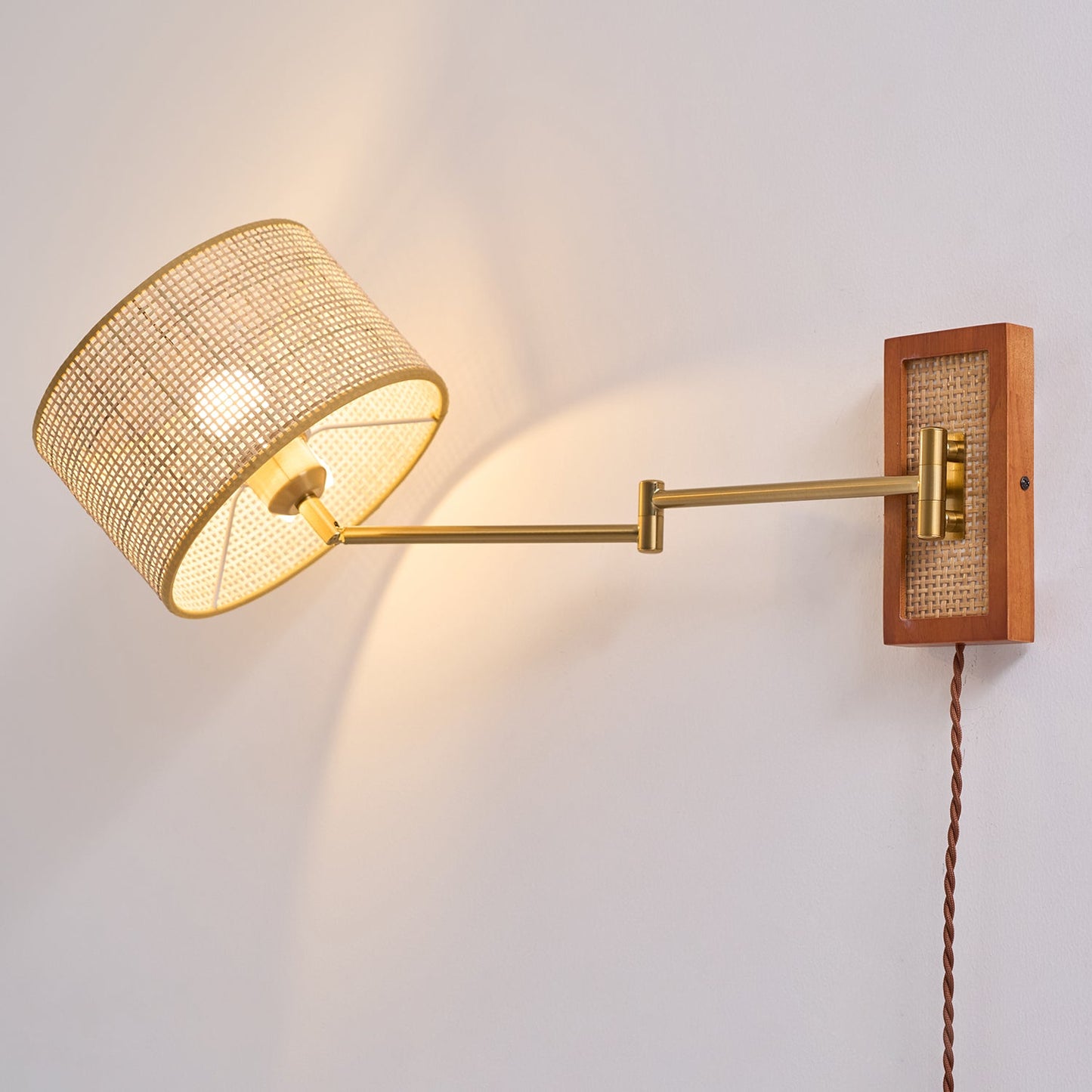 Éloise Bramley Wandlampe mit Schwenkarm
