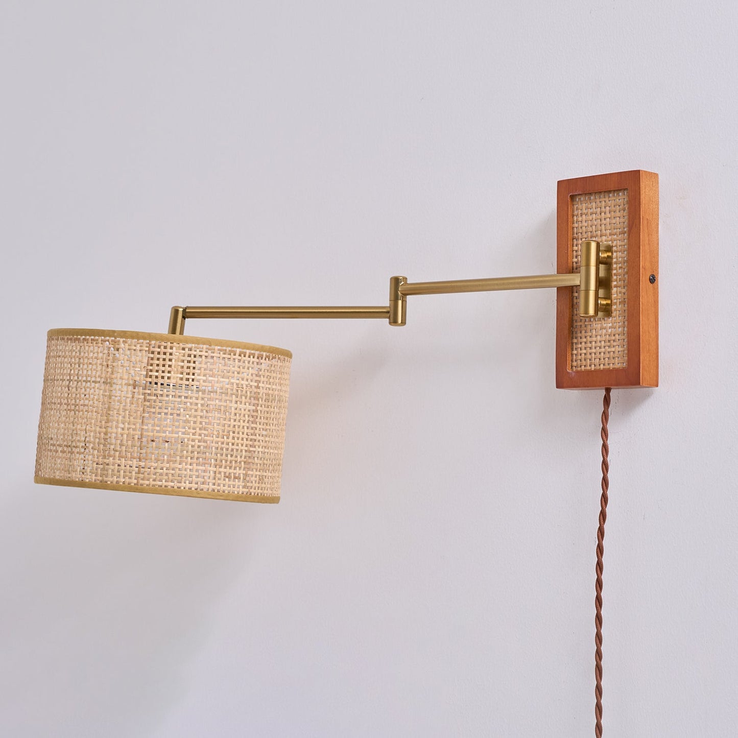 Éloise Bramley Wandlampe mit Schwenkarm