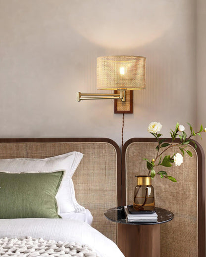 Éloise Bramley Wandlampe mit Schwenkarm