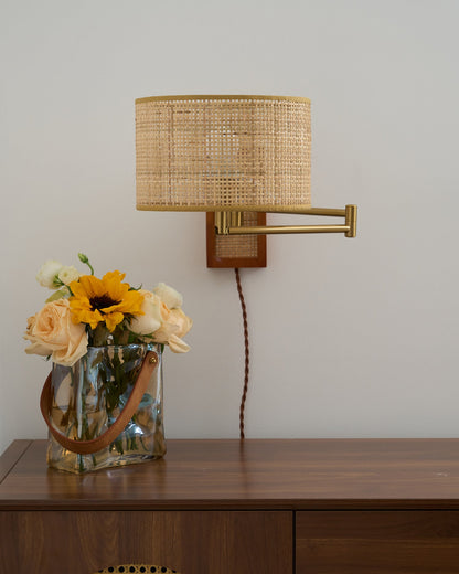 Éloise Bramley Wandlampe mit Schwenkarm