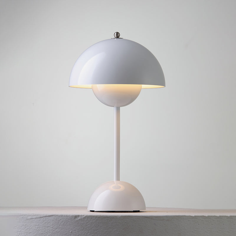 Élodie Wiederaufladbare LED-Tischleuchte mit Doppelkugeldesign