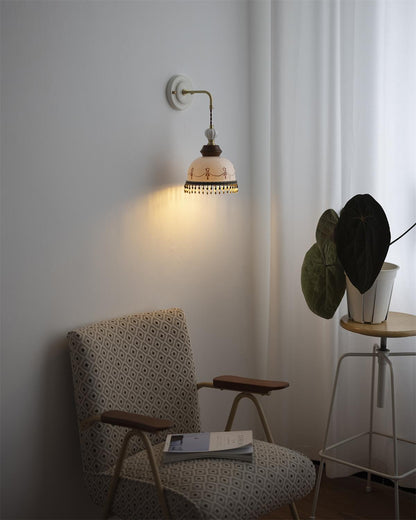 Élise Vintage Ceramic Wall Lamp with Scalloped Shade