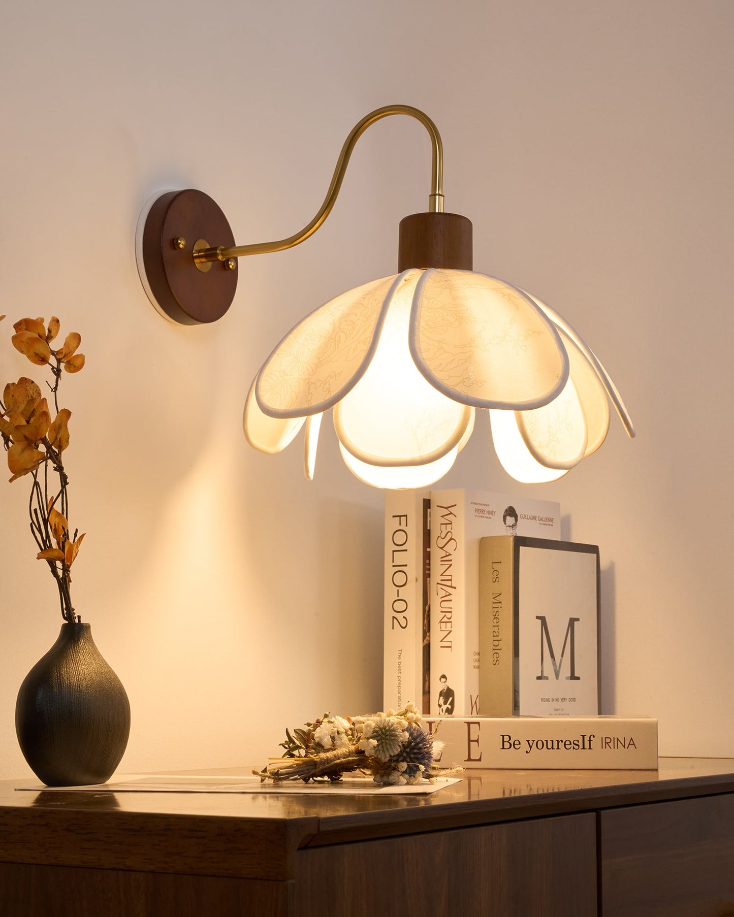Docos Ciena Petal Wall Light Elegant Metal and Fabric Lighting