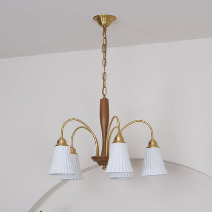 Sophie Chandelier, elegant, aus Messing und dunklem Holz mit Stoffschirmen