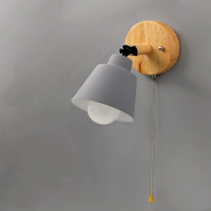 Camille Wandleuchte im Mid-Century-Stil mit Zugschalter