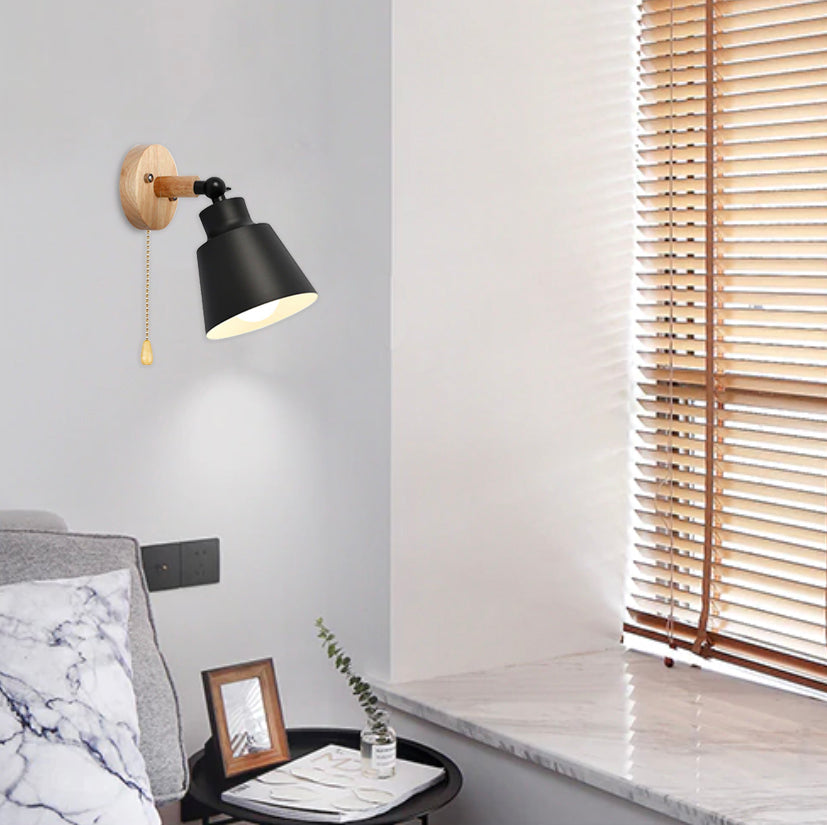 Camille Wandleuchte im Mid-Century-Stil mit Zugschalter