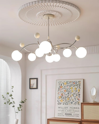 Juliette Chandelier, moderne schwebende mattierte Kugeln mit schlankem Metallrahmen