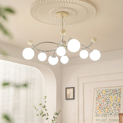 Juliette Chandelier, moderne schwebende mattierte Kugeln mit schlankem Metallrahmen
