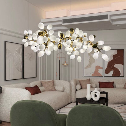 Chloé Kronleuchter mit goldenem Weinreben-Design
