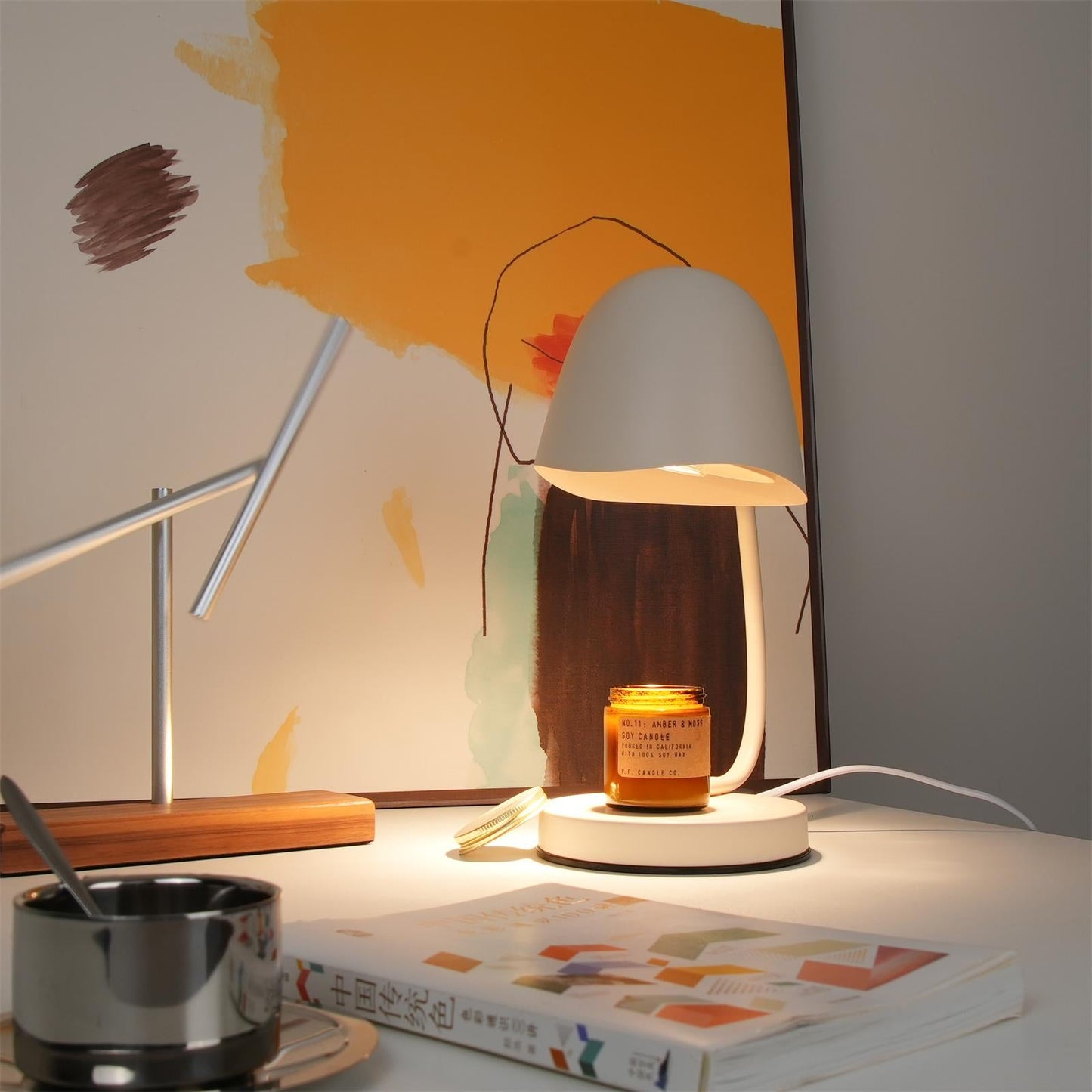 Chloé Eierschalenfarbene Kerzenwärmerlampe mit verstellbarem Hals