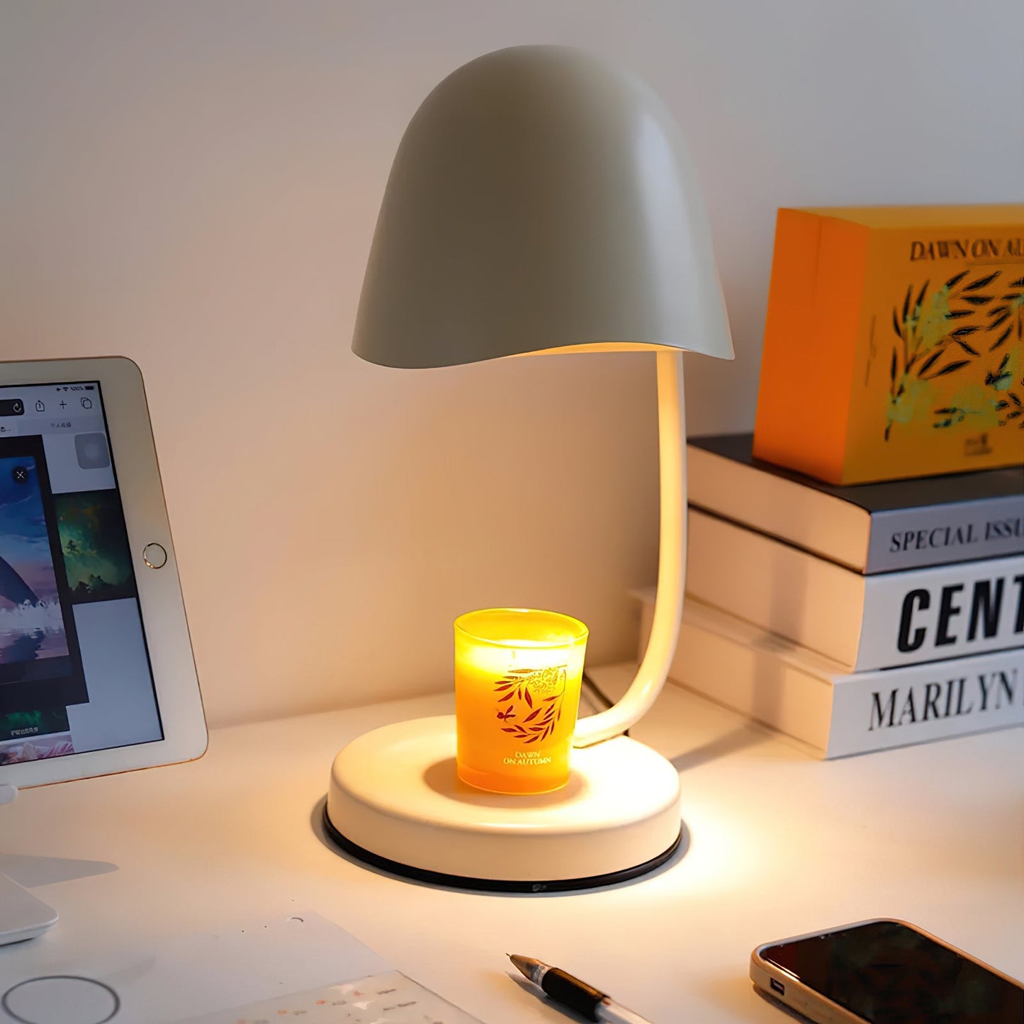 Chloé Eierschalenfarbene Kerzenwärmerlampe mit verstellbarem Hals