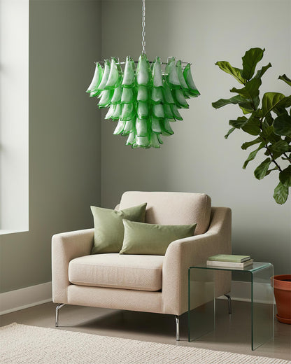 Giselle Petal-Kronleuchter, geschichtetes Glasblütendesign mit Metallrahmen