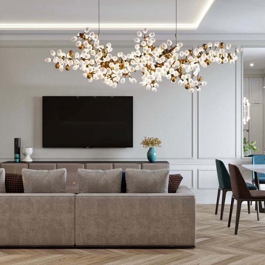 Chloé Kronleuchter mit goldenem Weinreben-Design