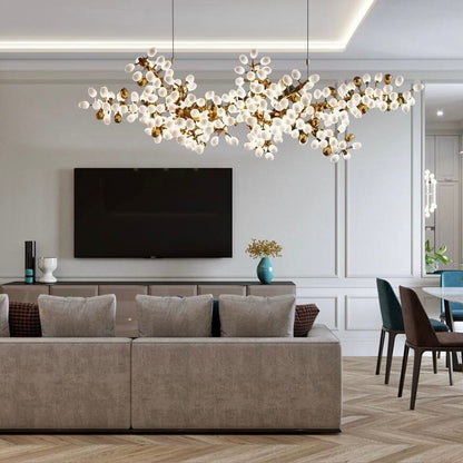 Chloé Kronleuchter mit goldenem Weinreben-Design