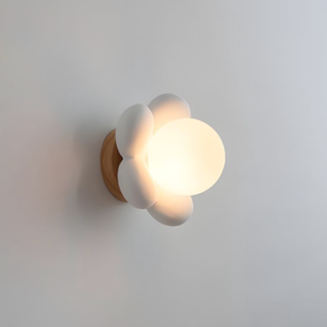 Élise Flower Globe LED Wall Light Resin Floral Sconce Lamp