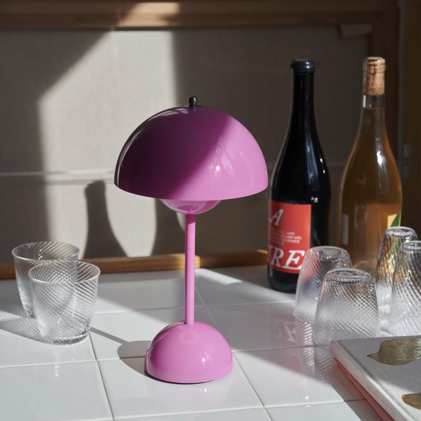 Élodie Wiederaufladbare LED-Tischleuchte mit Doppelkugeldesign